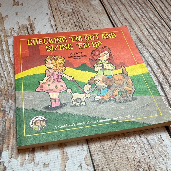 Checking ‘em out and sizing ‘em up: Joy Wilt - Picture 2 of 12